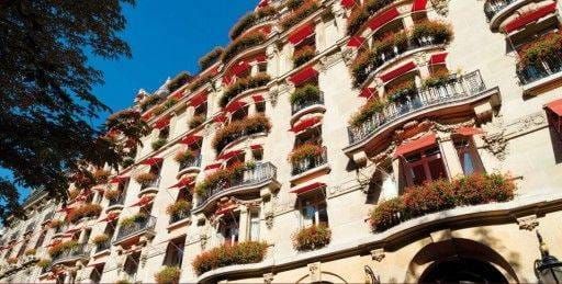 Façade Plaza Athénée