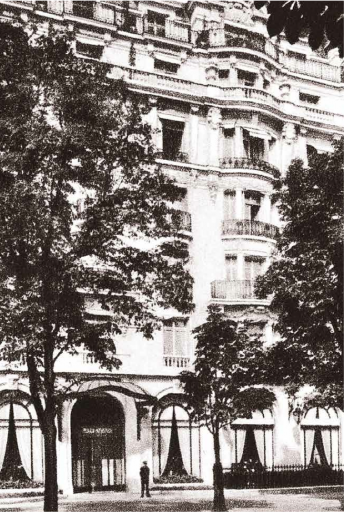 Plaza Athénée ancien Façade du Plaza Athénée