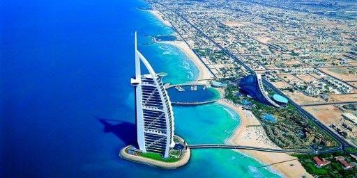 Burj-Al-Arab-hotel-laurent-delporte