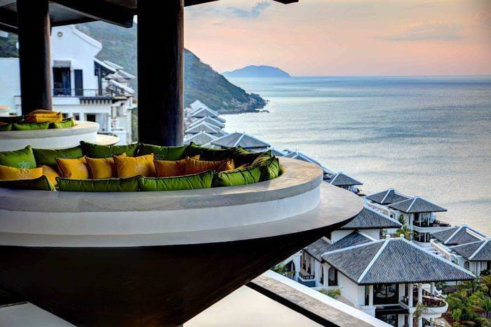 Laurent Delporte - InterContinental Danang Sun Peninsula Resort - Restaurant alcove