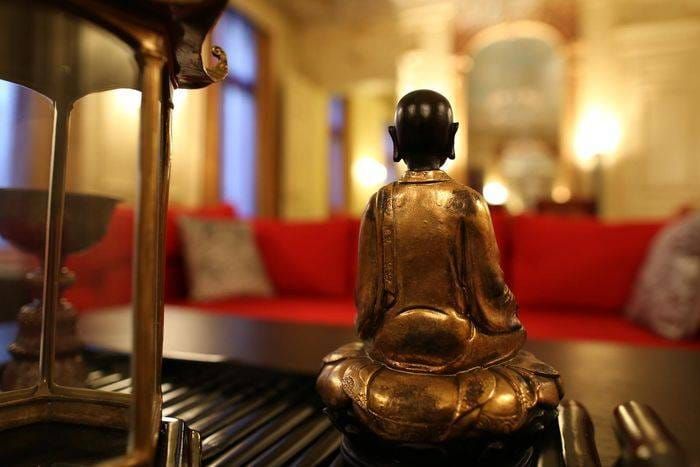 The Art of Welcoming at Buddha-Bar
