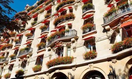 Le Plaza Athénée, Paris