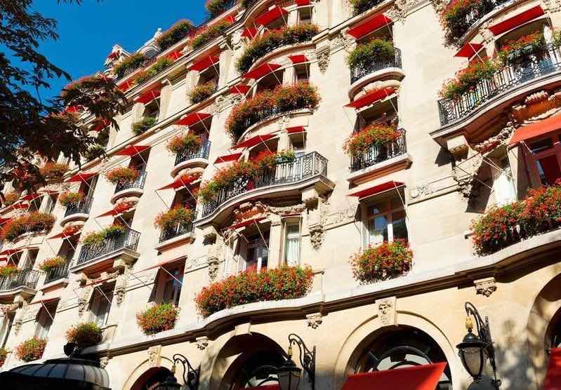 Le Plaza Athénée, Paris